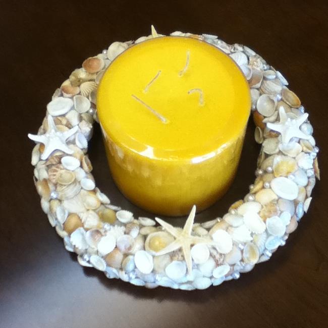seashell wreath with candle